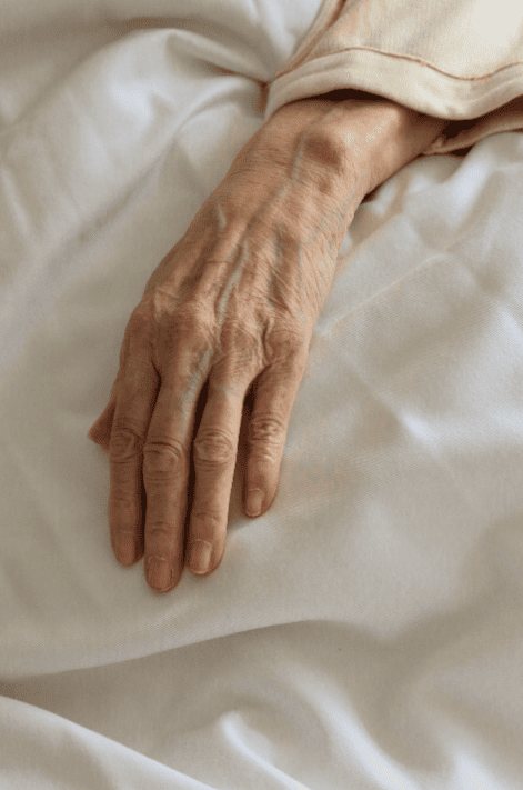 Hand Elder by bruce Tang on Unsplash
