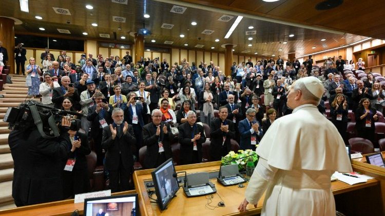 Papa Aula nuova del Sinodo
