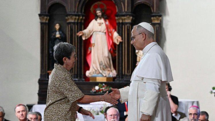 Papa SantAugusti donne vittime di tratta