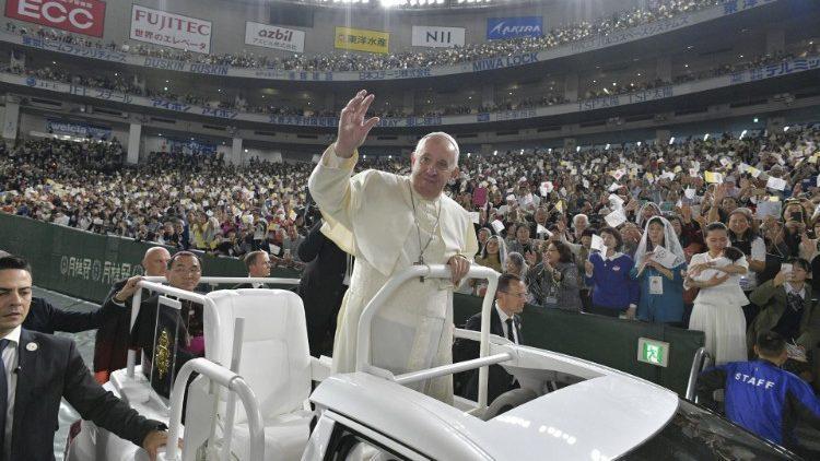 santa Messa Tokio Dome