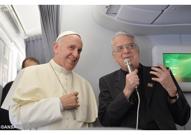 papa Francesco aereo ritorno Paraguay