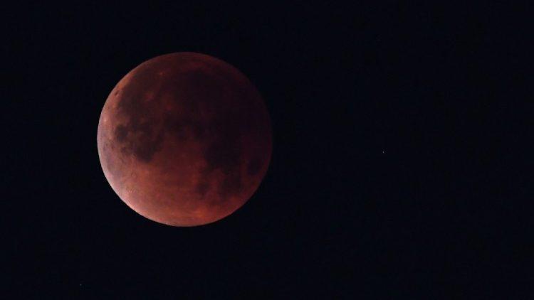 luna
